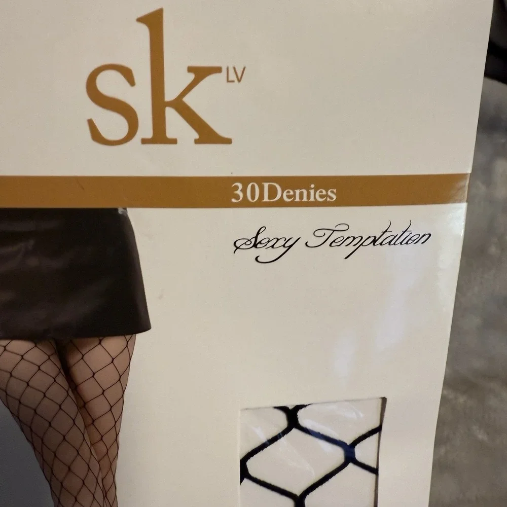 SK Sexy Temptation Black Fishnet Stockings‎